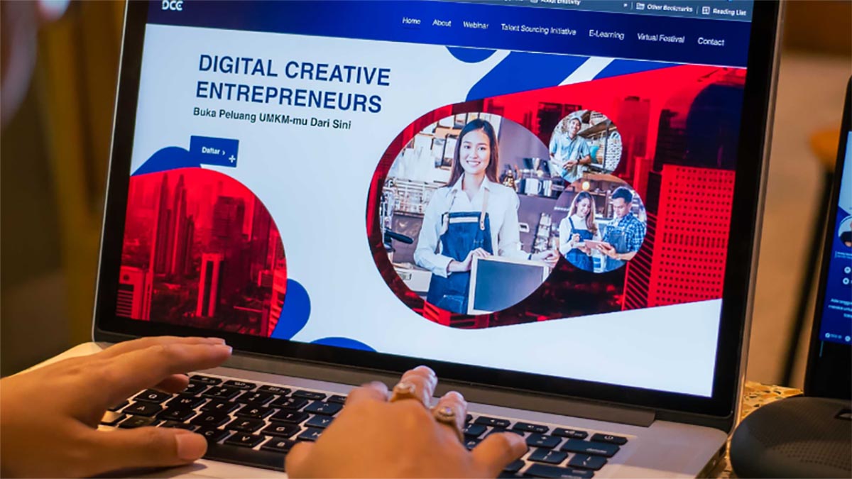 Digital Creative Entrepreneurs