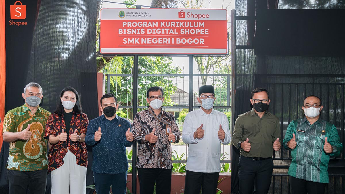 Kurikulum Bisnis Digital