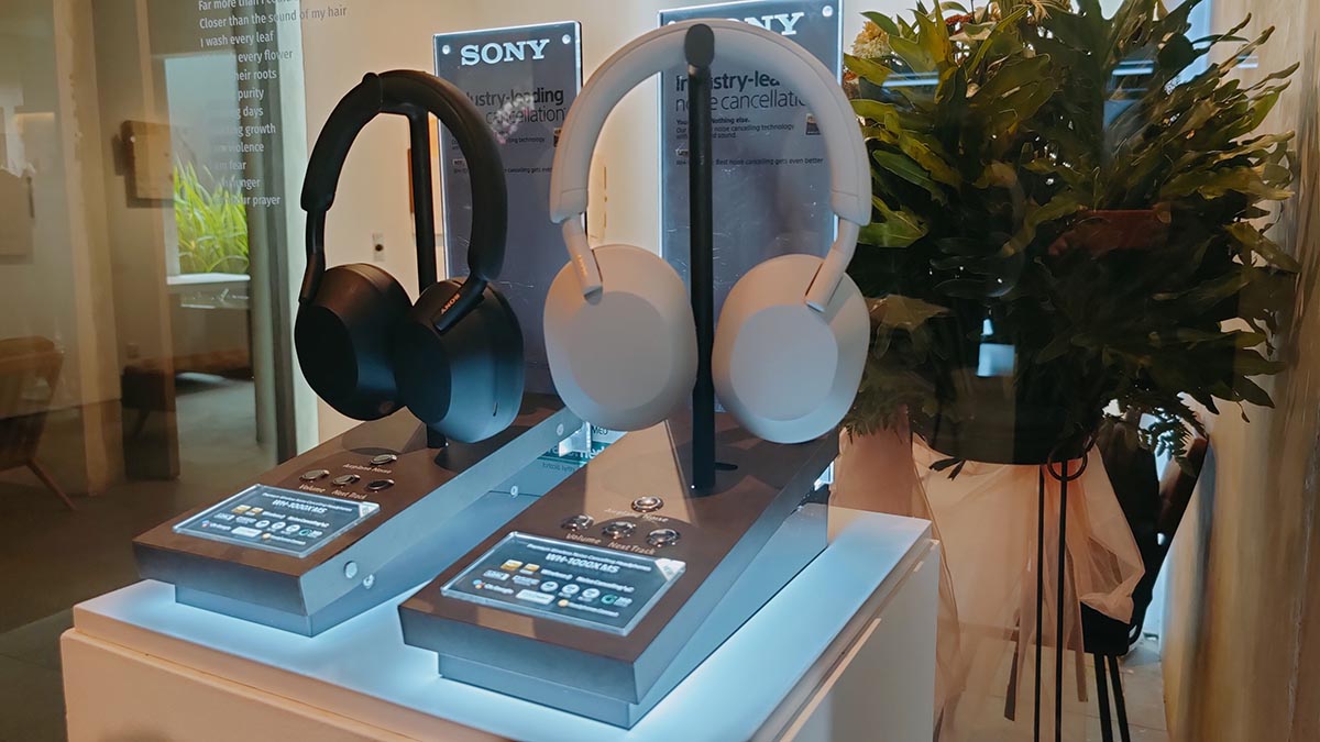 Sony WH-1000XM5