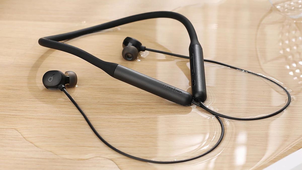 Soundcore R500