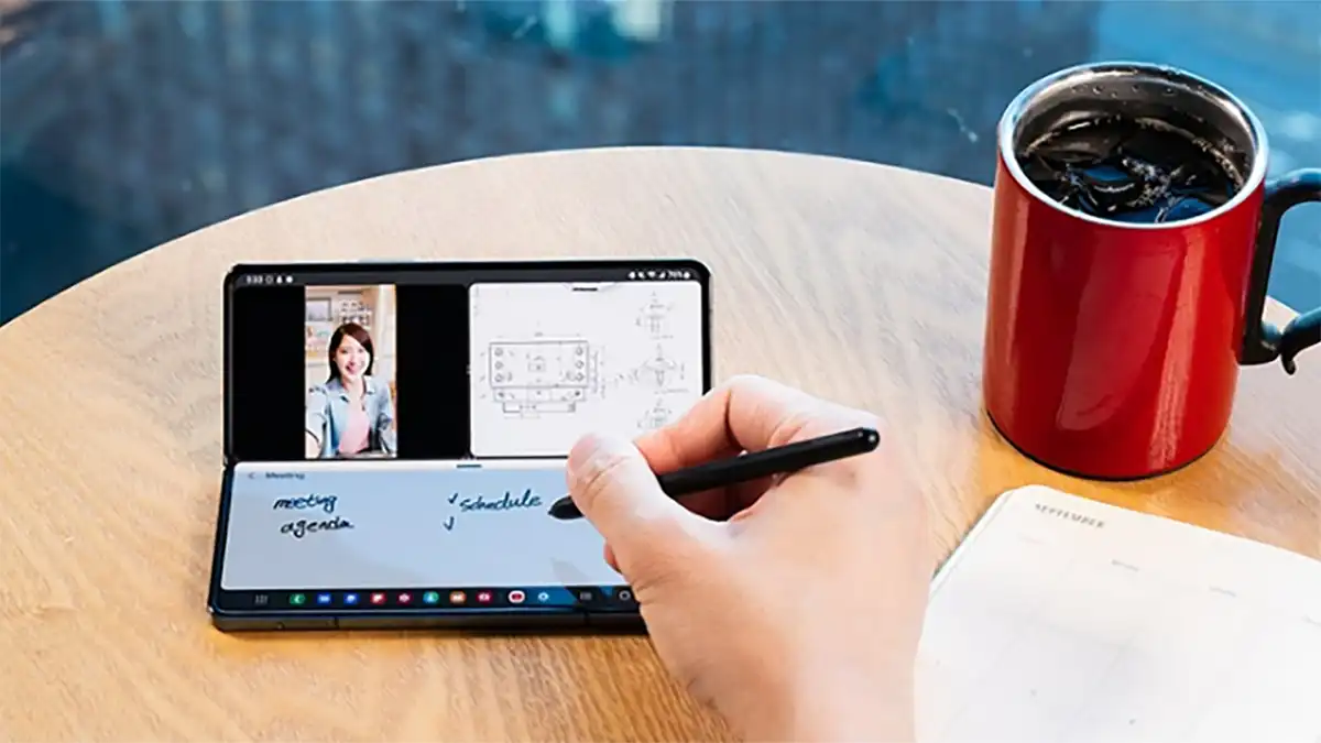 Work from Anywhere dengan Galaxy Z Fold4 5G