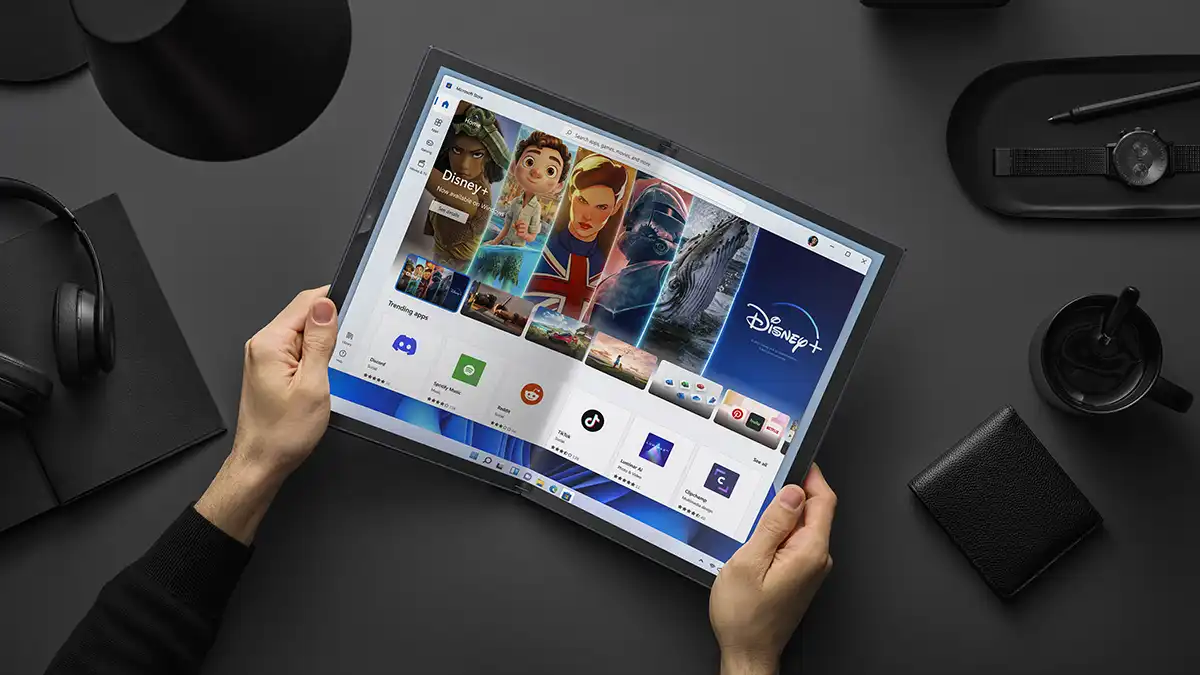 ASUS Zenbook 17 Fold OLED UX9702