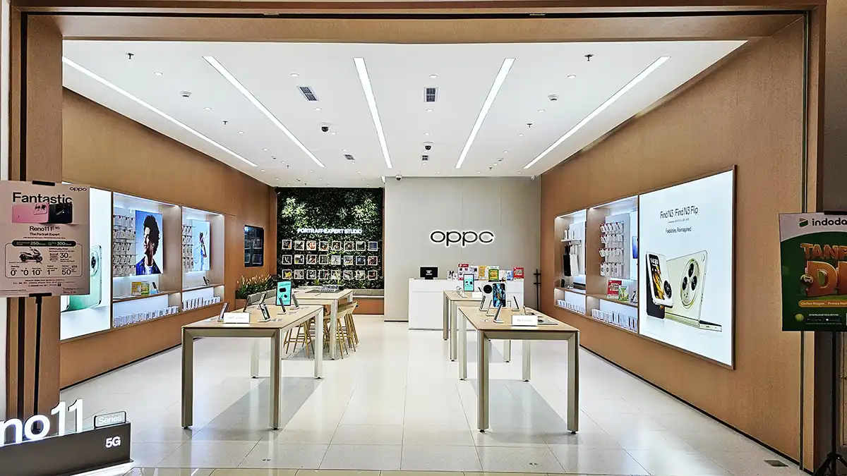 OPPO Experience Store Baru