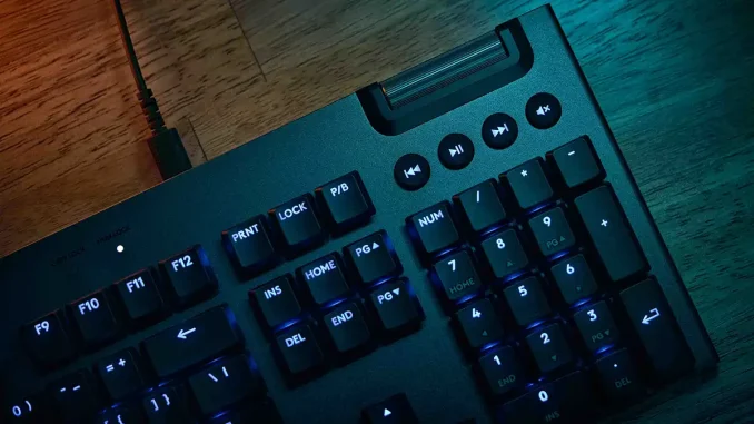Logitech G Keyboard Gaming G915 X