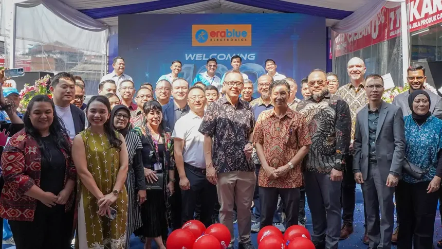 Toko ke-100 Earblue Buka di Bandung