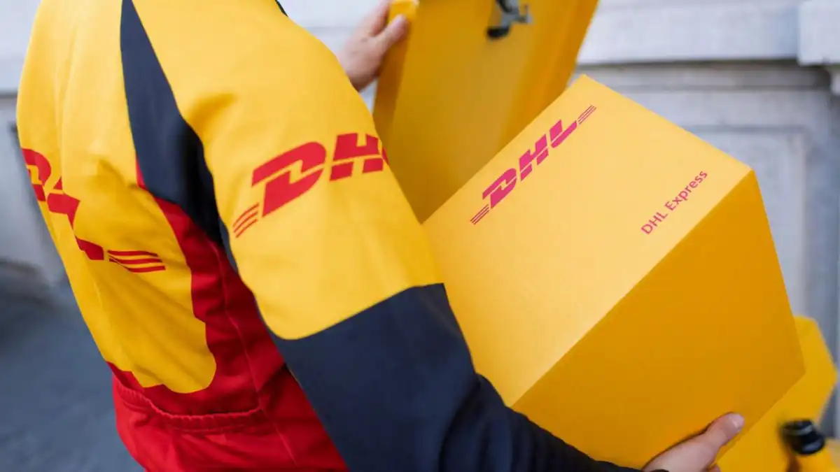 DHL Express GoGreen Plus