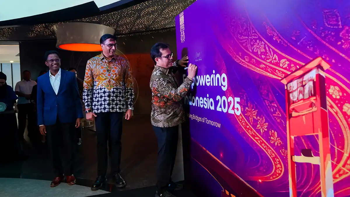 Indosat Empowering Indonesia Report 2025