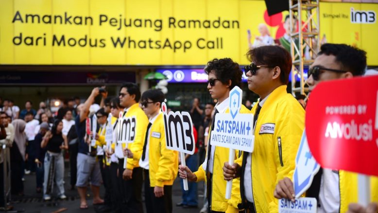 IM3 SATSPAM+ WhatsApp Call