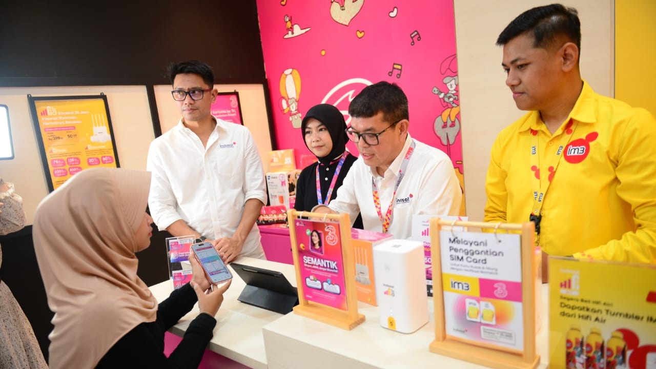 Galeri IM3 dan 3Store Terpadu